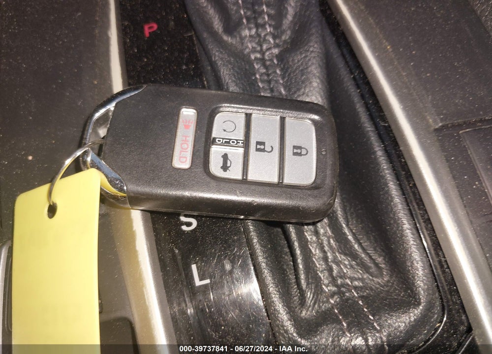 2018 HONDA CIVIC EX VIN: 19XFC2F7XJE003546
