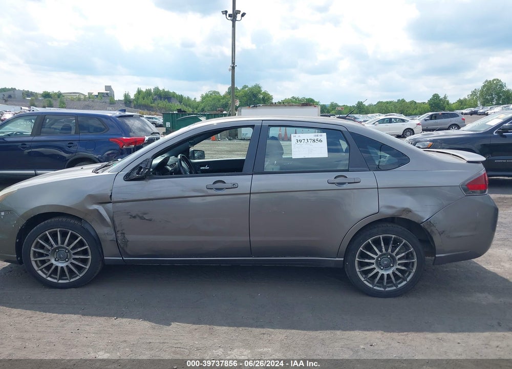 2010 FORD FOCUS SES VIN: 1FAHP3GN1AW272319