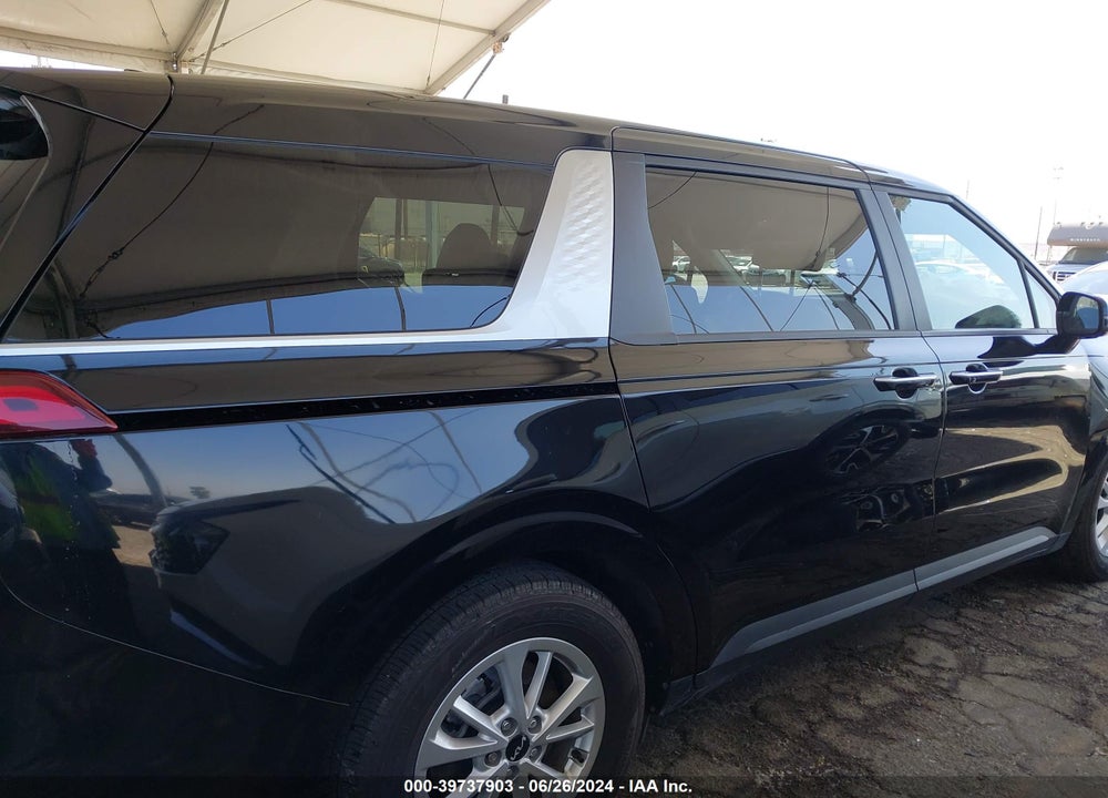 2022 KIA CARNIVAL MPV LX SEAT PACKAGE VIN: KNDNB4H35N6060673