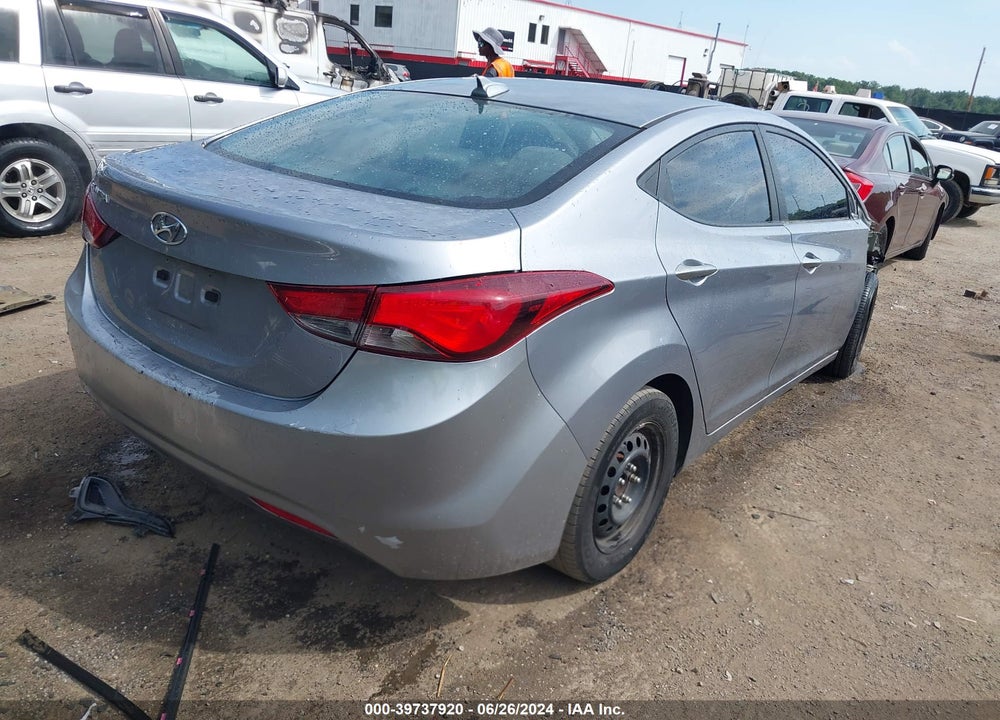 2016 HYUNDAI ELANTRA SE VIN: 5NPDH4AEXGH793039