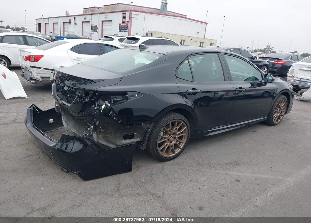 2024 TOYOTA CAMRY HYBRID SE NIGHTSHADE VIN: 4T1T31AK8RU070762