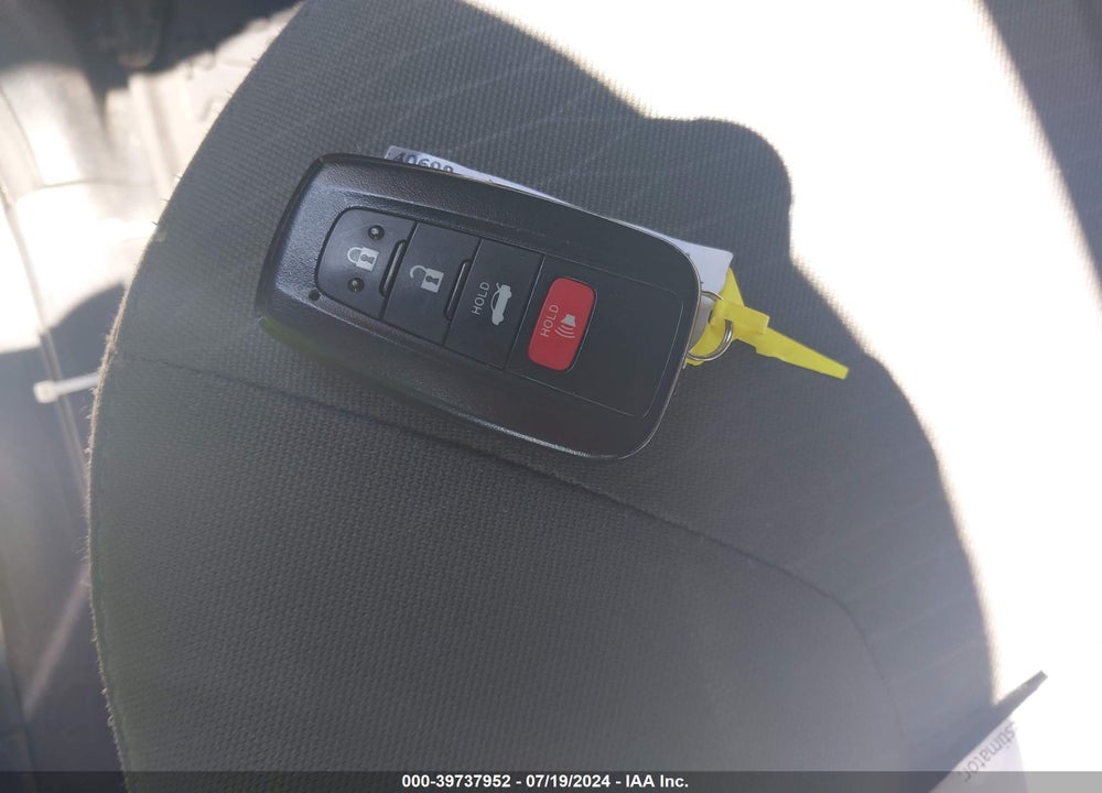 2024 TOYOTA CAMRY HYBRID SE NIGHTSHADE VIN: 4T1T31AK8RU070762