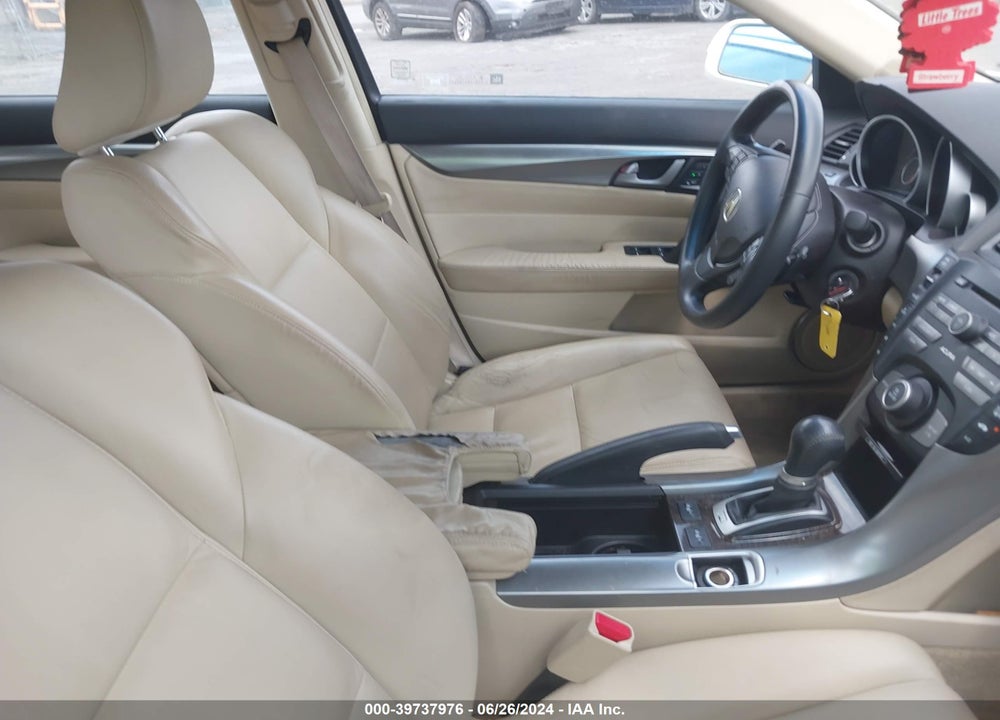2010 ACURA TL 3.5 VIN: 19UUA8F22AA000942
