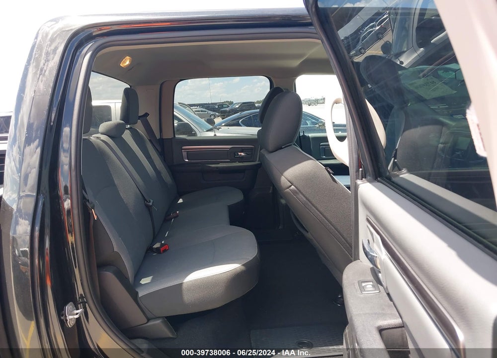 2021 RAM 1500 CLASSIC SLT 4X2 5'7 BOX VIN: 1C6RR6LG0MS529815