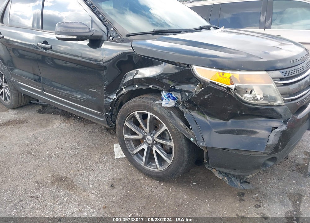 2015 FORD EXPLORER XLT VIN: 1FM5K7D84FGA19221
