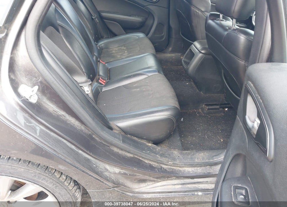 2015 CHRYSLER 200 S VIN: 1C3CCCBB7FN717466