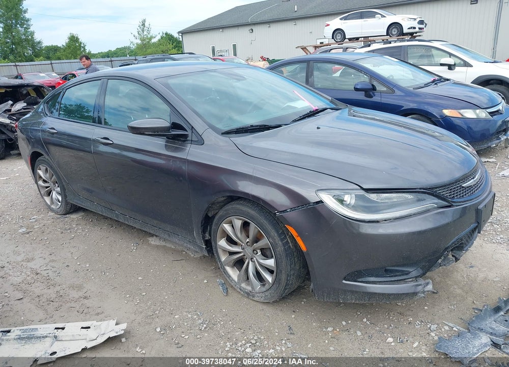 2015 CHRYSLER 200 S VIN: 1C3CCCBB7FN717466
