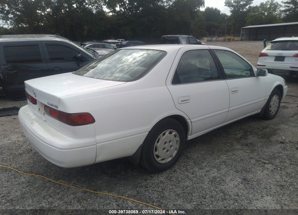 1997 TOYOTA CAMRY LE VIN: 4T1BG22K5VU794732