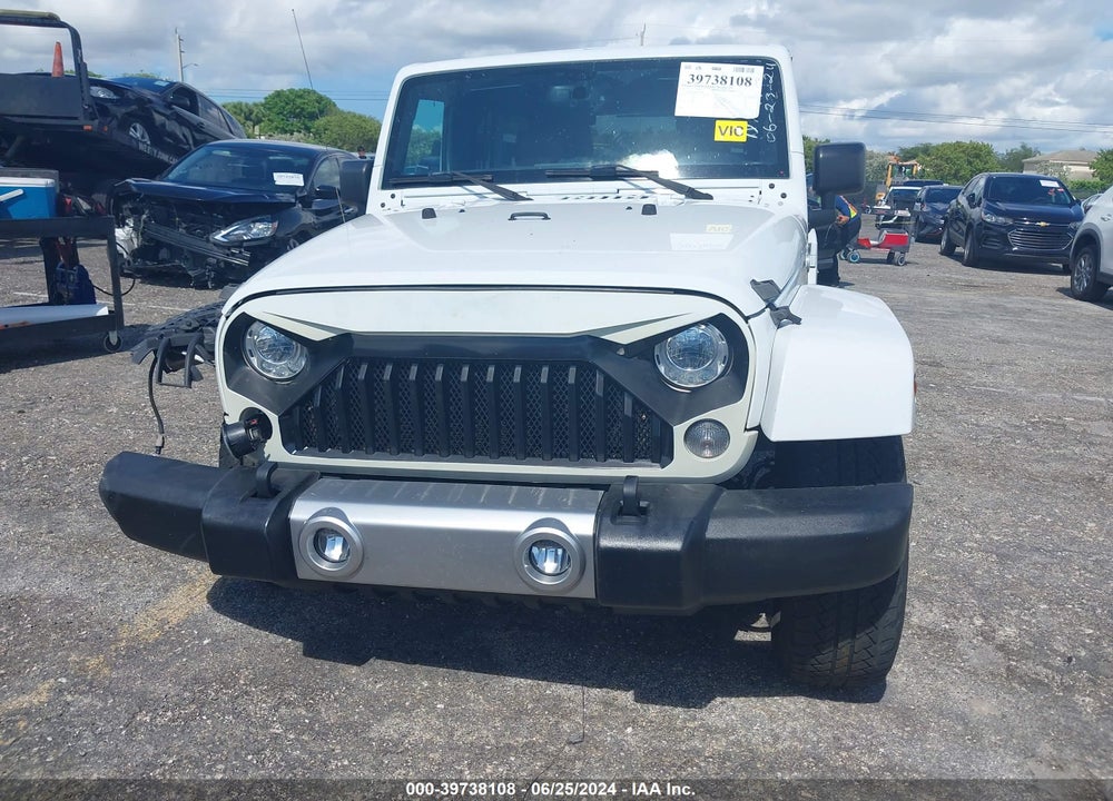 2017 JEEP WRANGLER UNLIMITED SAHARA 4X4 VIN: 1C4BJWEG9HL634402