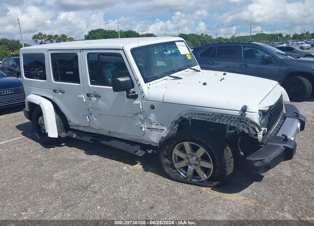 2017 JEEP WRANGLER UNLIMITED SAHARA 4X4 VIN: 1C4BJWEG9HL634402