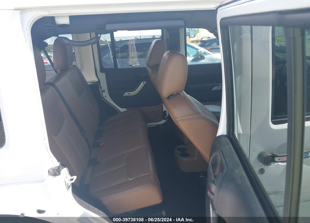 2017 JEEP WRANGLER UNLIMITED SAHARA 4X4 VIN: 1C4BJWEG9HL634402