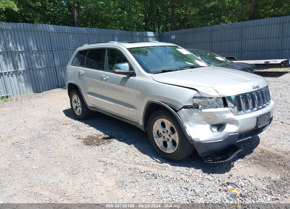 2011 JEEP GRAND CHEROKEE LAREDO VIN: 1J4RR4GG2BC737638