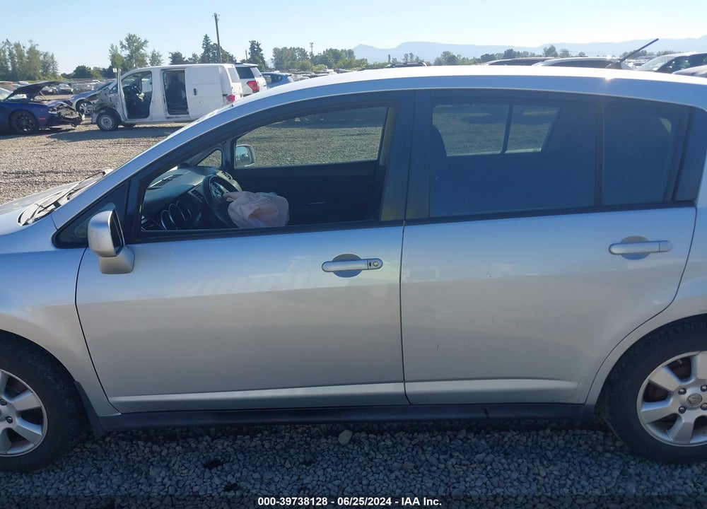 2008 NISSAN VERSA 1.8SL VIN: 3N1BC13E48L392141