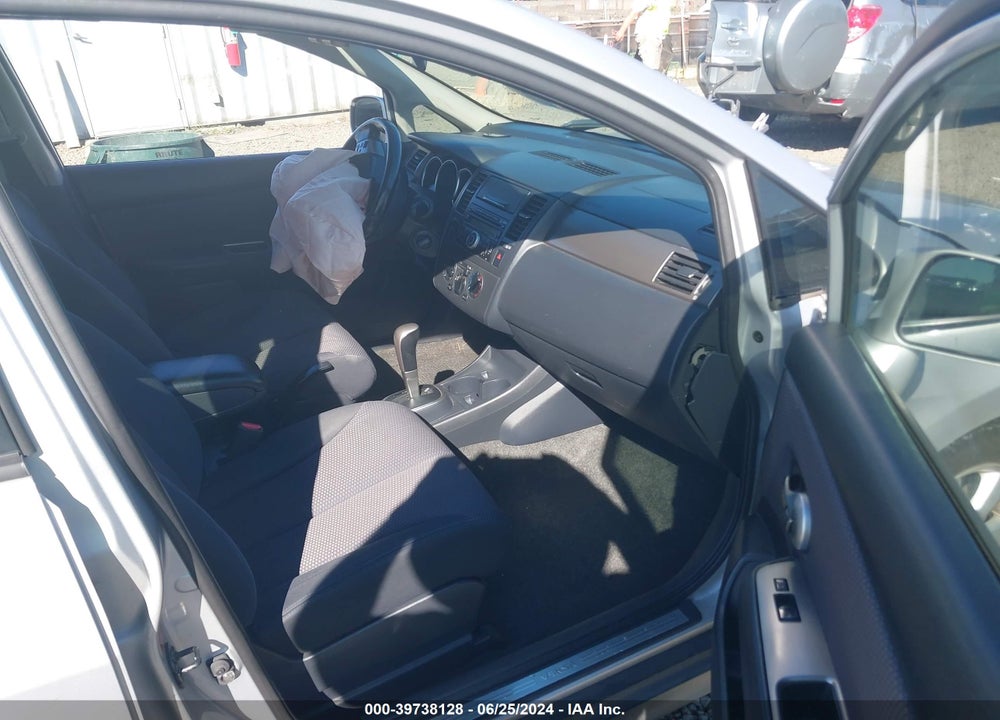 2008 NISSAN VERSA 1.8SL VIN: 3N1BC13E48L392141