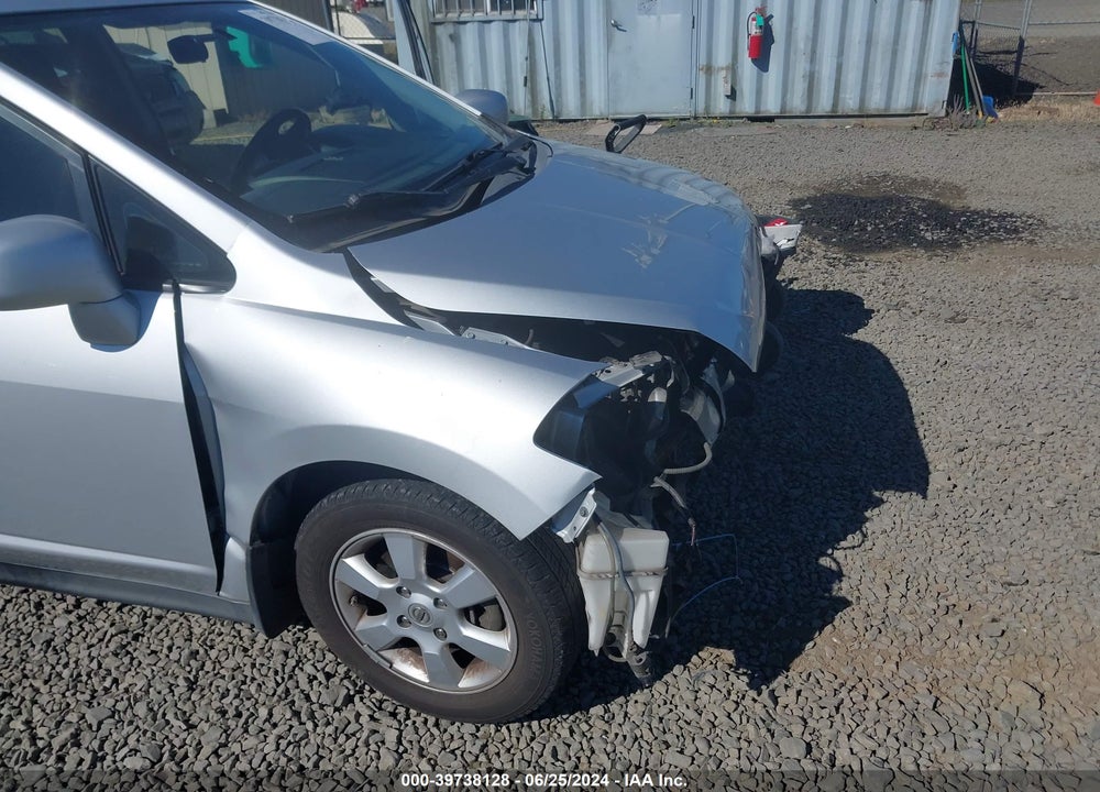 2008 NISSAN VERSA 1.8SL VIN: 3N1BC13E48L392141