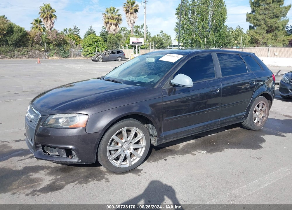 2010 AUDI A3 2.0T PREMIUM VIN: WAUKEAFM3AA174406