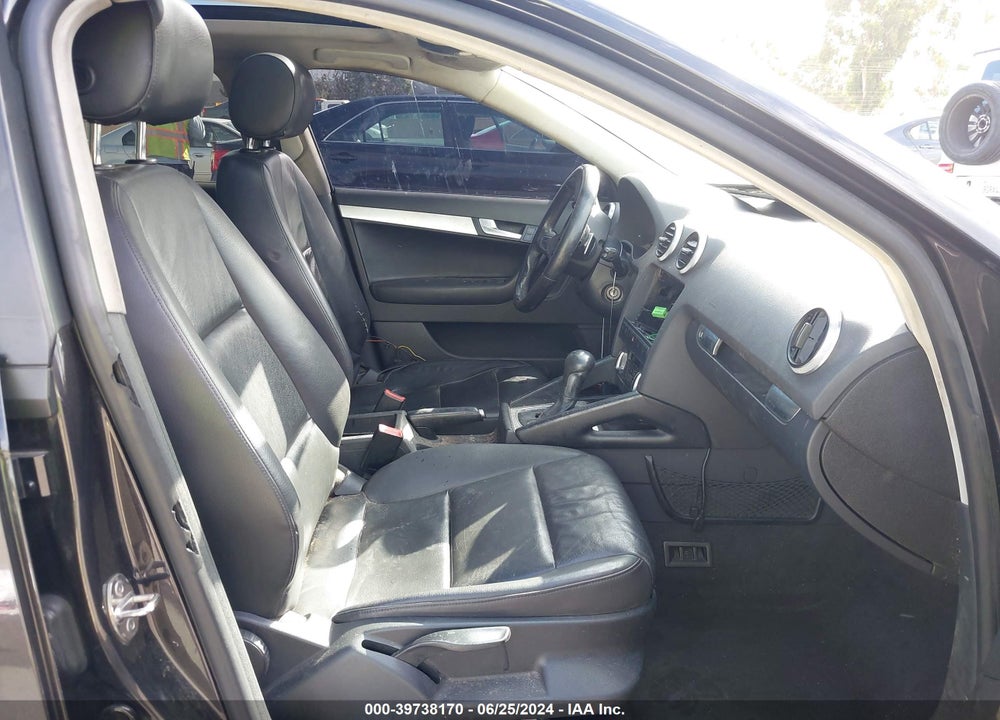 2010 AUDI A3 2.0T PREMIUM VIN: WAUKEAFM3AA174406