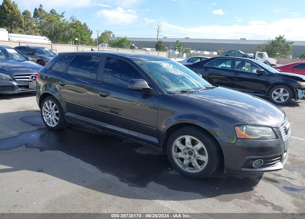 2010 AUDI A3 2.0T PREMIUM VIN: WAUKEAFM3AA174406