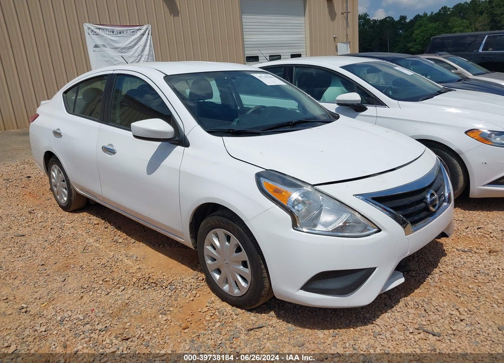 2018 NISSAN VERSA 1.6 SV VIN: 3N1CN7APXJL864130