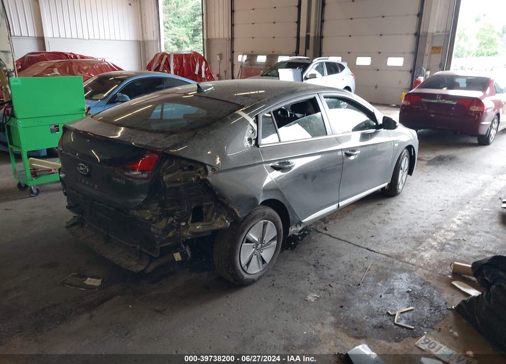 2020 HYUNDAI IONIQ HYBRID SE VIN: KMHC75LC8LU235847
