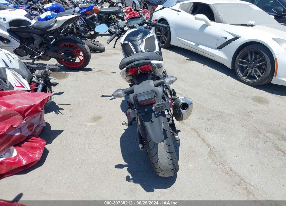 2019 SUZUKI SV650 A/X VIN: JS1VP55B5K7101063
