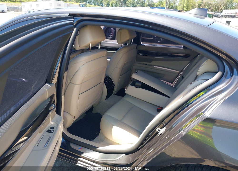 2013 BMW 750I XDRIVE VIN: WBAYB6C51DD223604