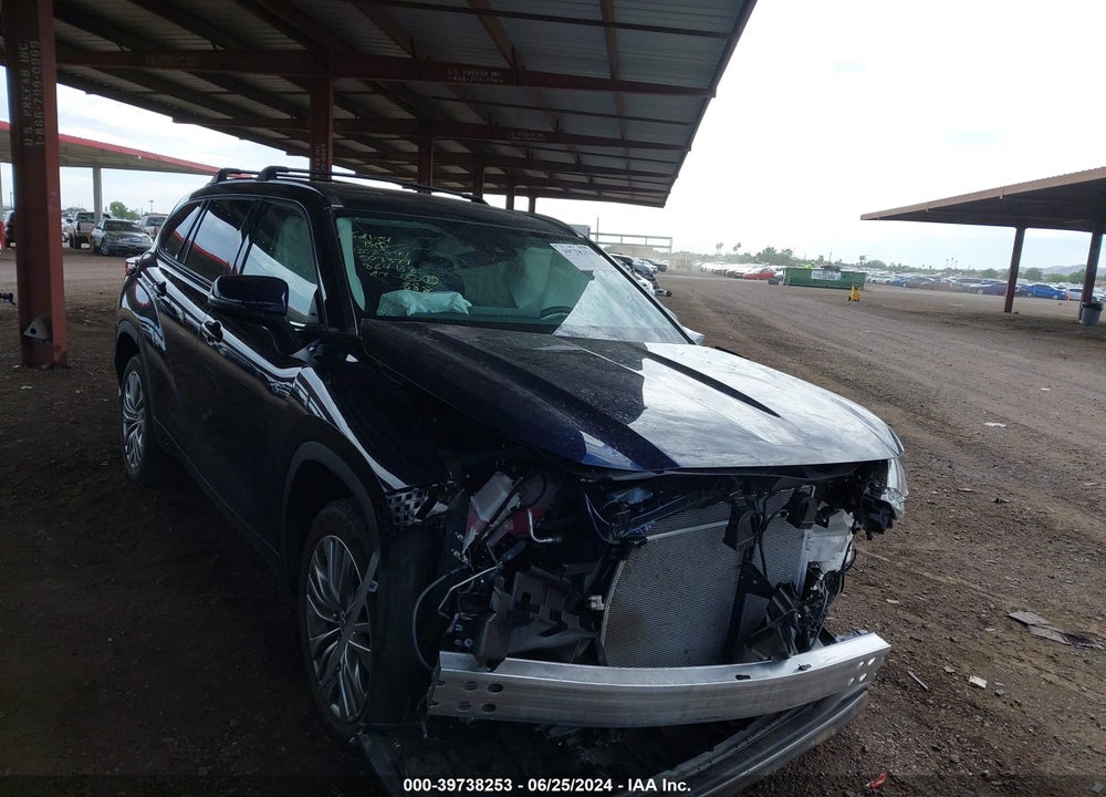 2023 TOYOTA HIGHLANDER PLATINUM VIN: 5TDKDRAH2PS507379