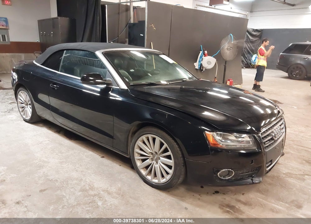 2011 AUDI A5 2.0T PREMIUM VIN: WAULFAFH3BN008823