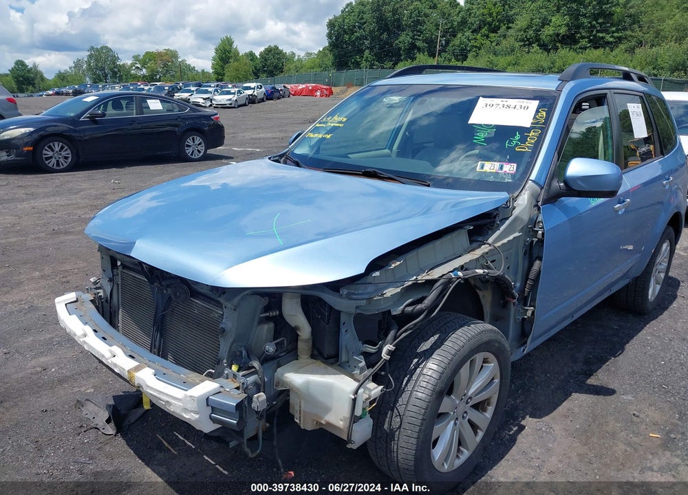 2012 SUBARU FORESTER 2.5X PREMIUM VIN: JF2SHADC9CH421525