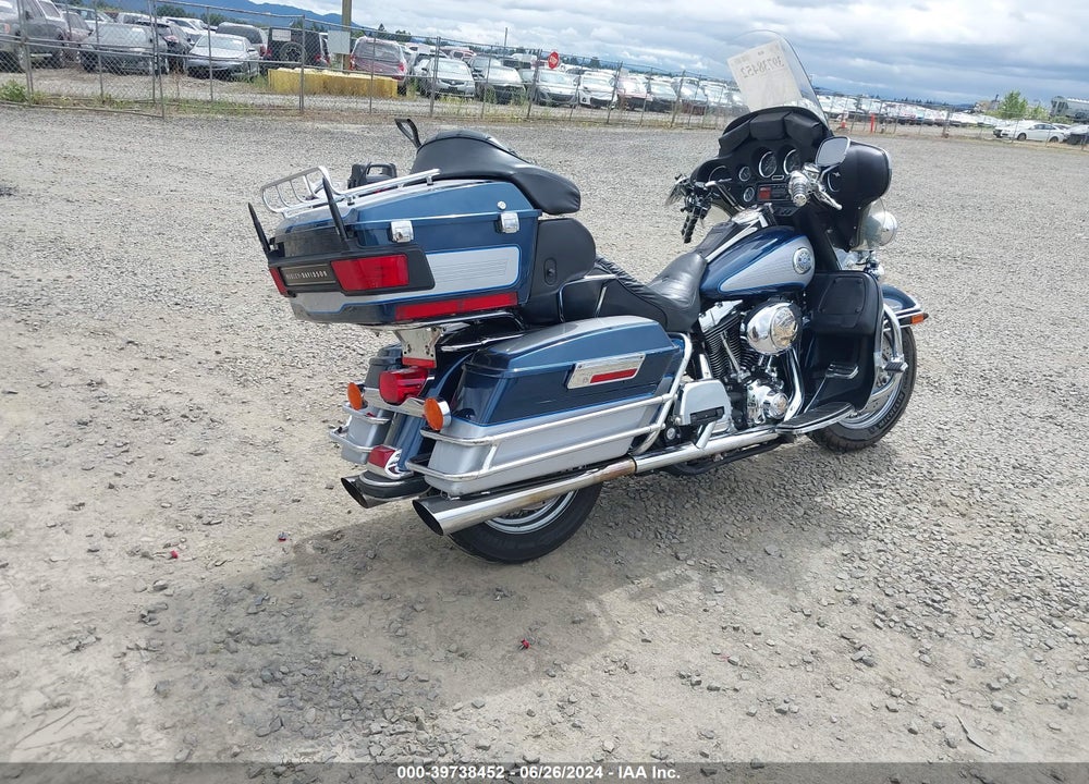 2002 HARLEY-DAVIDSON FLHTCUI VIN: 1HD1FCW172Y605916