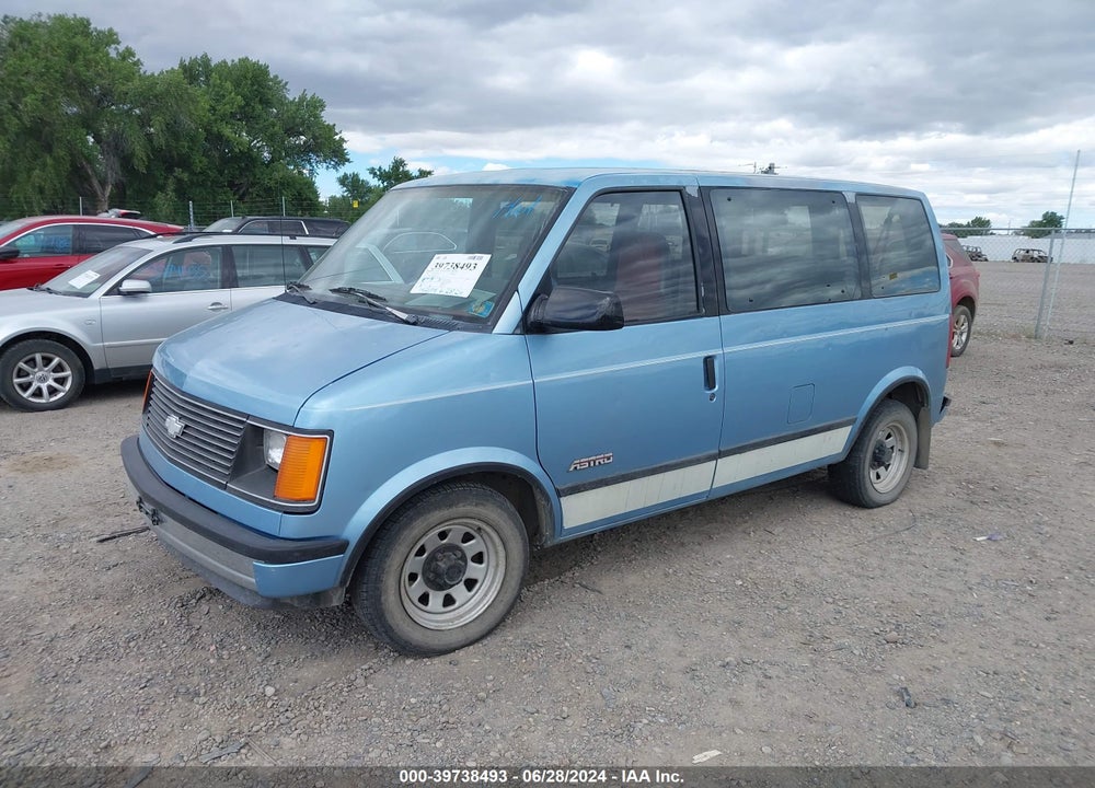 1989 CHEVROLET ASTRO VIN: 1GNDM15Z3KB238068