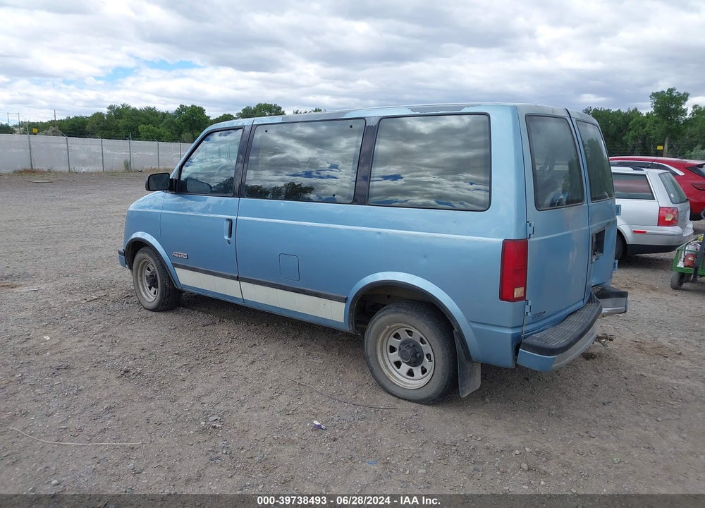 1989 CHEVROLET ASTRO VIN: 1GNDM15Z3KB238068