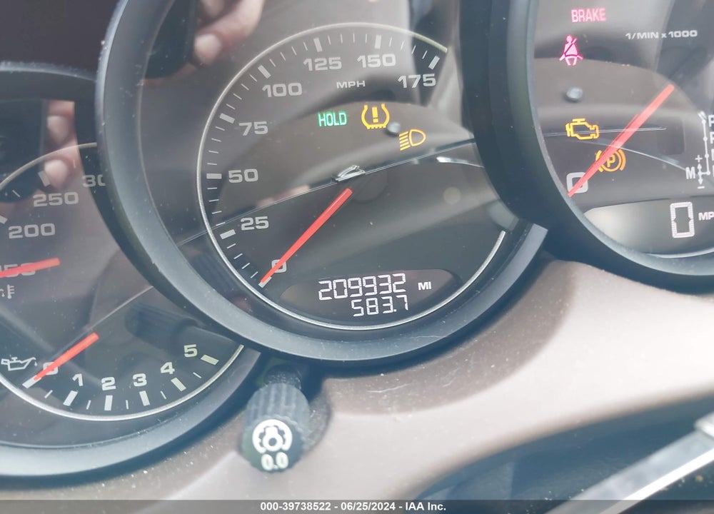 2013 PORSCHE CAYENNE DIESEL VIN: WP1AF2A25DLA35568
