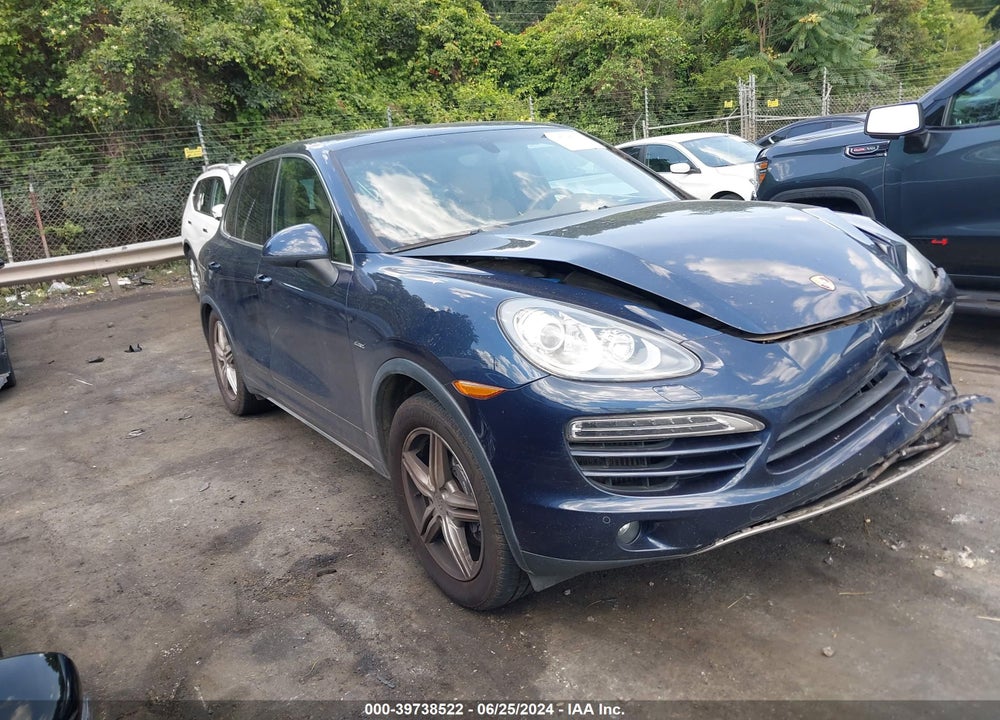 2013 PORSCHE CAYENNE DIESEL VIN: WP1AF2A25DLA35568