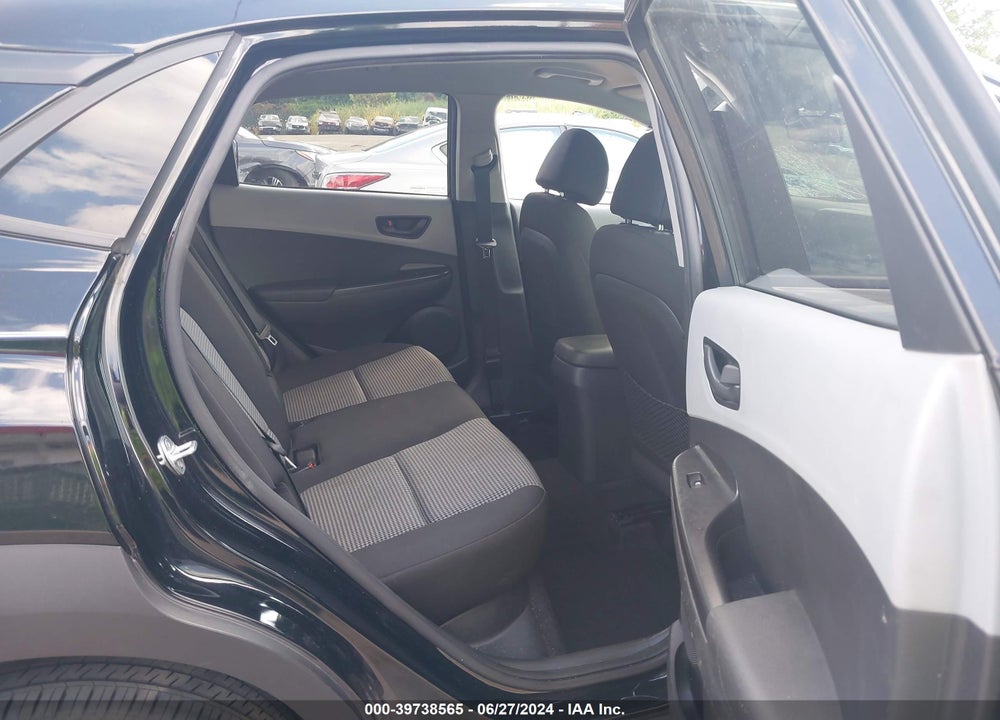 2018 HYUNDAI KONA SEL VIN: KM8K22AA2JU144919