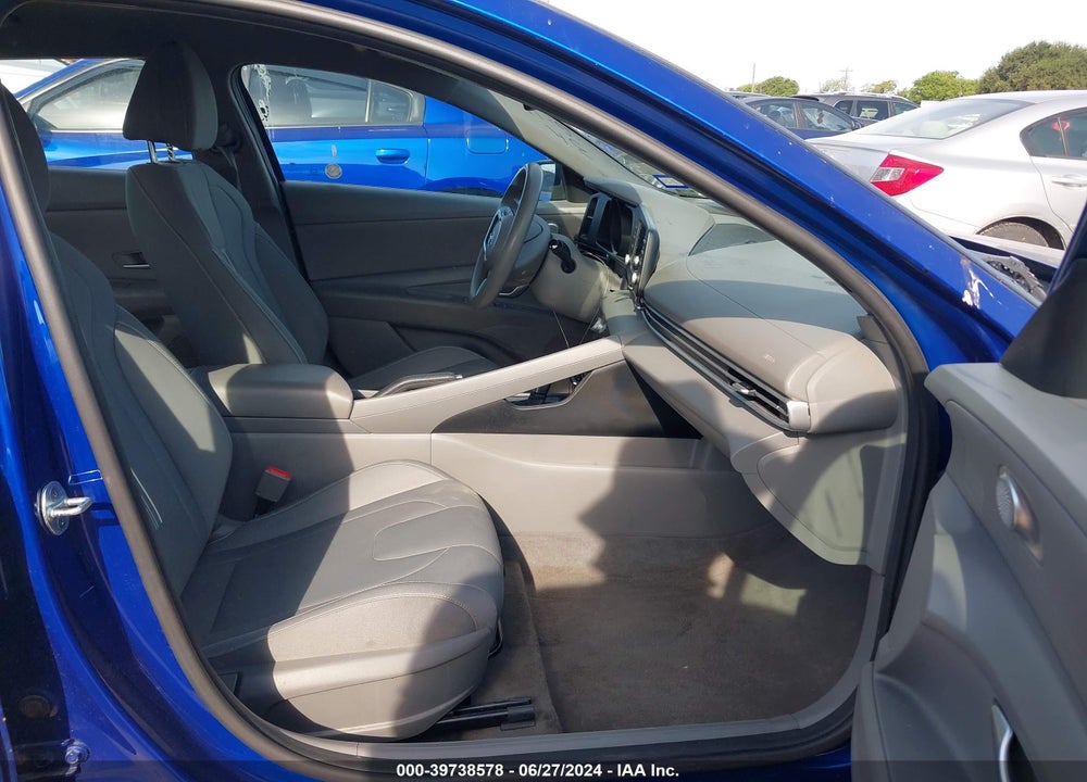 2021 HYUNDAI ELANTRA SEL VIN: 5NPLM4AG1MH028984
