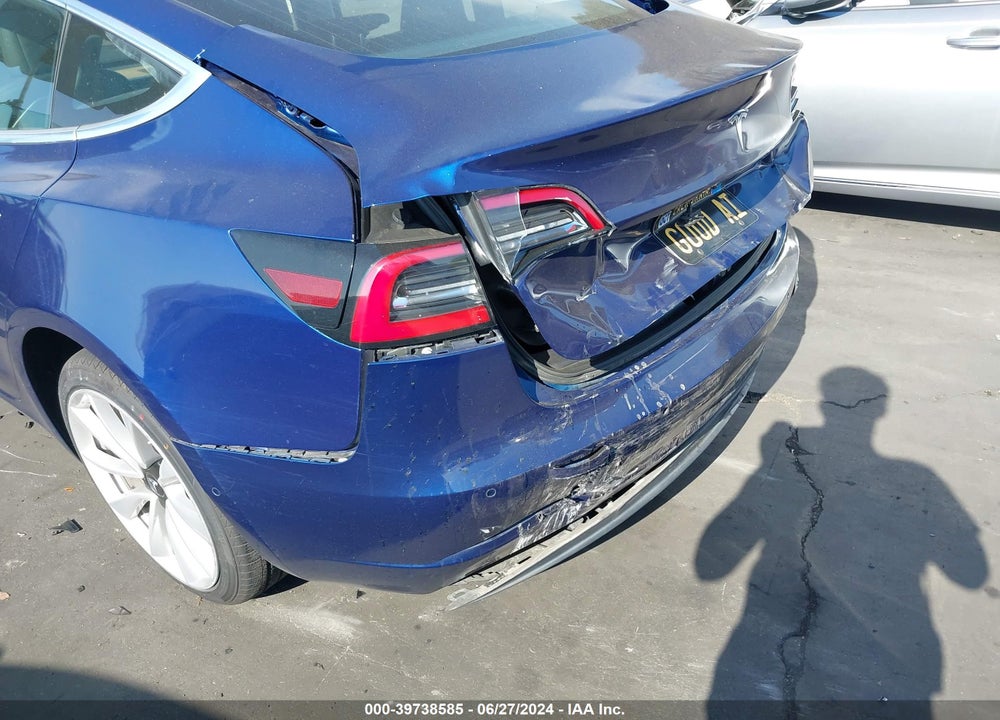 2018 TESLA MODEL 3 LONG RANGE/MID RANGE VIN: 5YJ3E1EA7JF075965