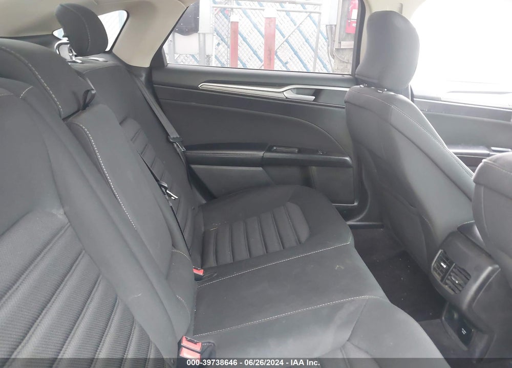 2017 FORD FUSION VIN: 3FA6P0LU1HR305867