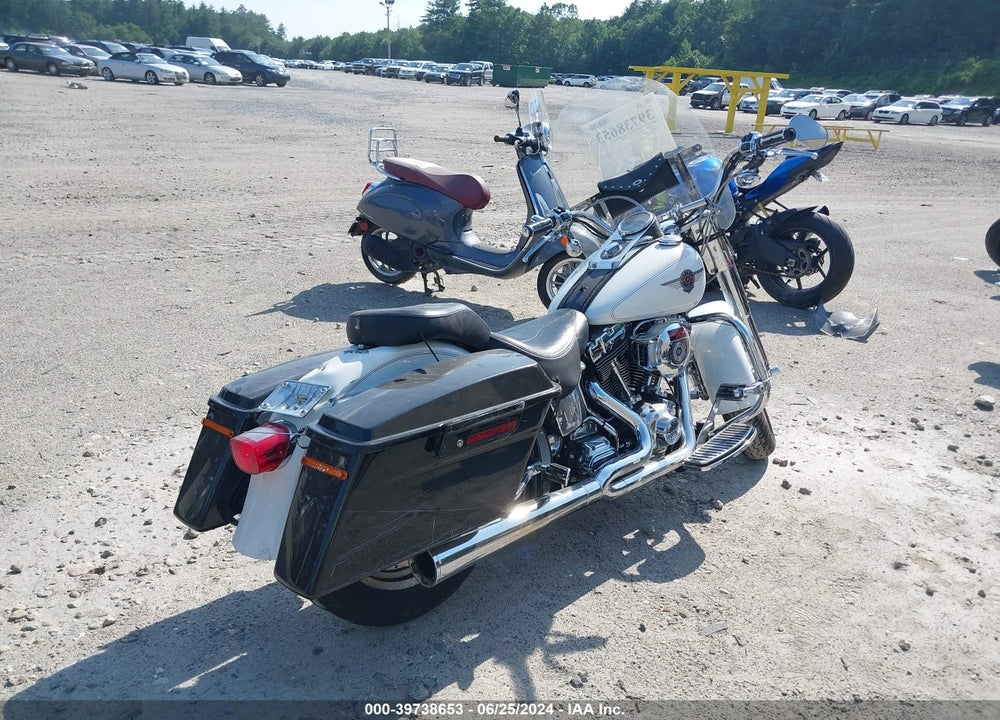 2002 HARLEY-DAVIDSON FLSTFI VIN: 1HD1BXB122Y035557