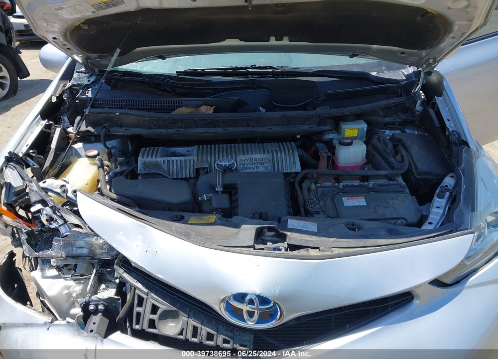 2015 TOYOTA PRIUS V TWO VIN: JTDZN3EU2FJ029914