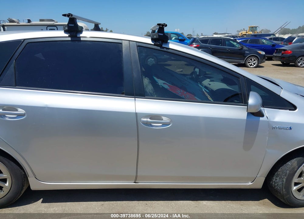2015 TOYOTA PRIUS V TWO VIN: JTDZN3EU2FJ029914