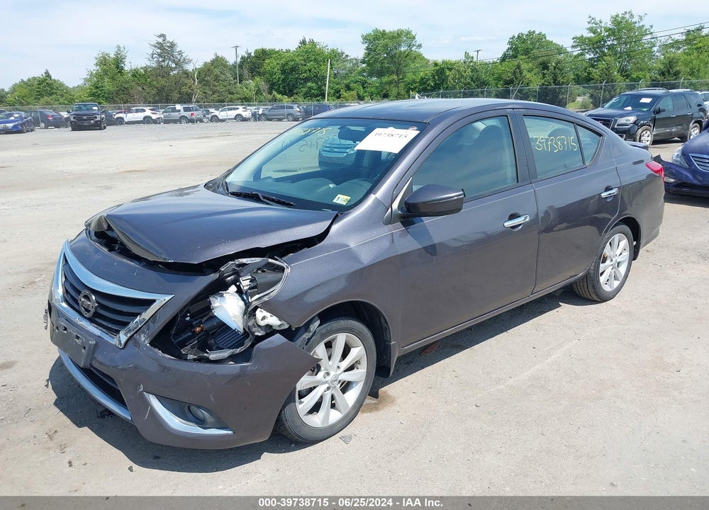 2015 NISSAN VERSA 1.6 SL VIN: 3N1CN7AP7FL903702