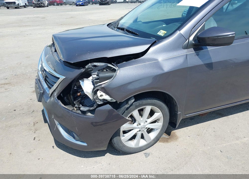 2015 NISSAN VERSA 1.6 SL VIN: 3N1CN7AP7FL903702