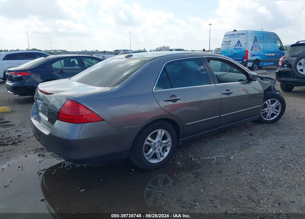 2007 HONDA ACCORD VIN: 1HGCM56837A143865