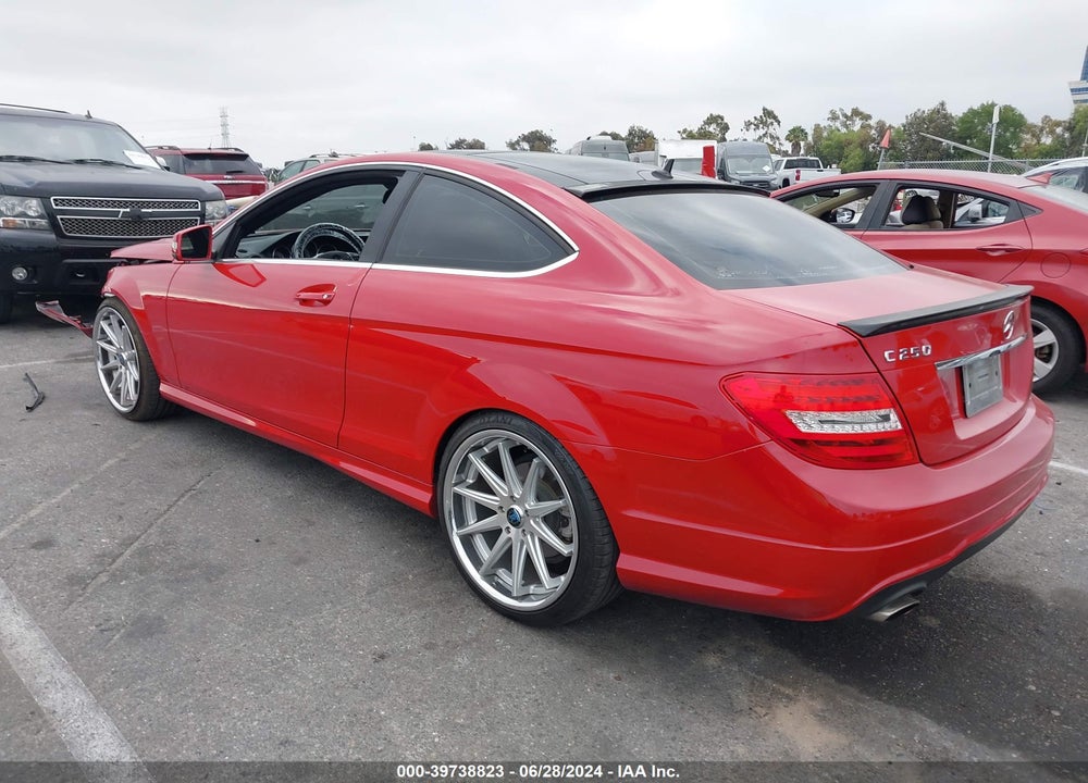 2013 MERCEDES-BENZ C 250 VIN: WDDGJ4HB3DG013644