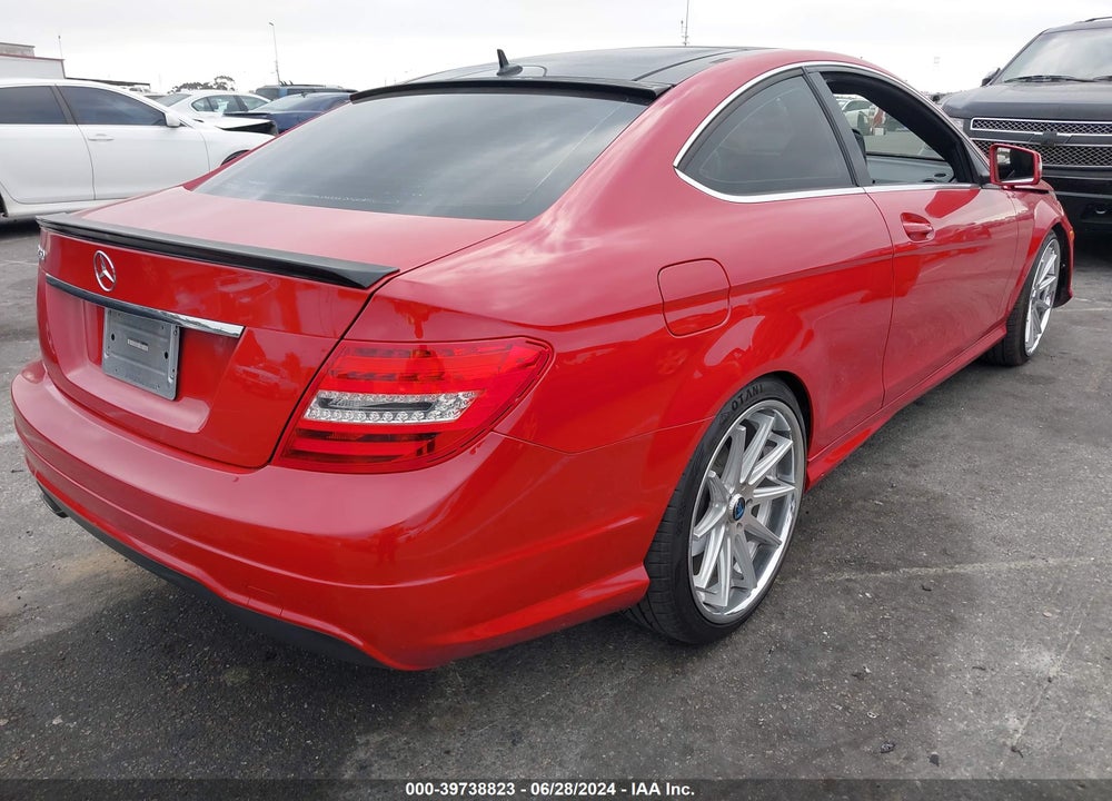 2013 MERCEDES-BENZ C 250 VIN: WDDGJ4HB3DG013644