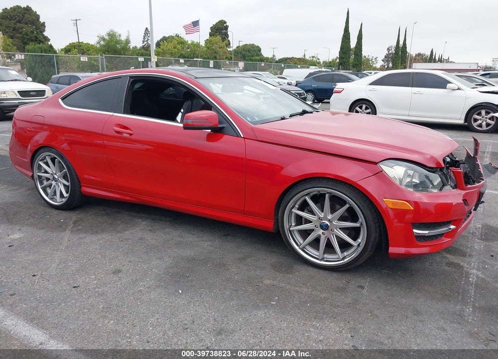 2013 MERCEDES-BENZ C 250 VIN: WDDGJ4HB3DG013644
