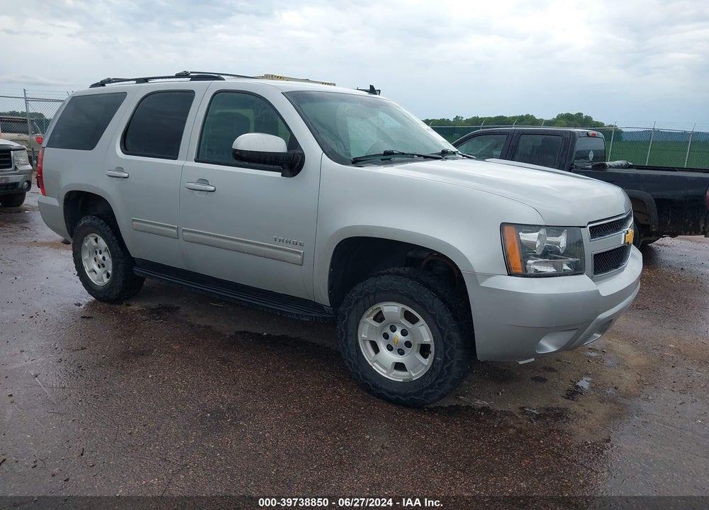 2011 CHEVROLET TAHOE LS VIN: 1GNSCAE07BR167735