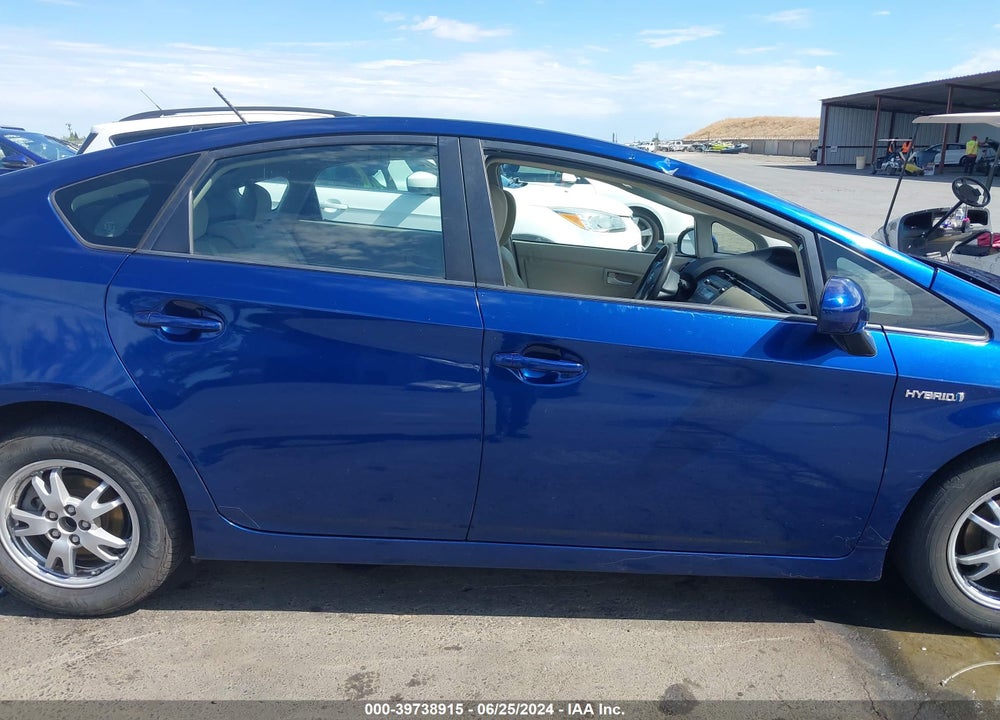 2011 TOYOTA PRIUS THREE VIN: JTDKN3DU4B0262390