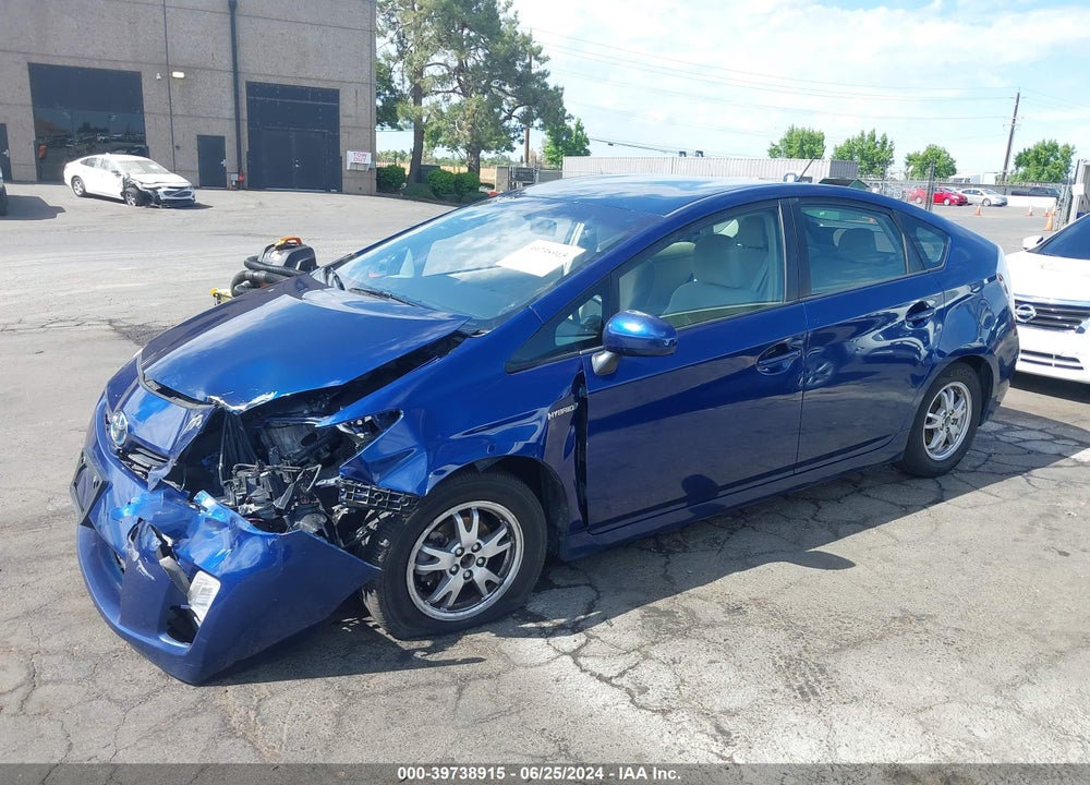 2011 TOYOTA PRIUS THREE VIN: JTDKN3DU4B0262390